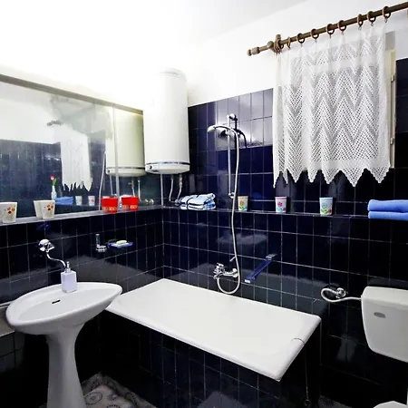 Nyaraló House Uzejra Donji Okrug (Ciovo)